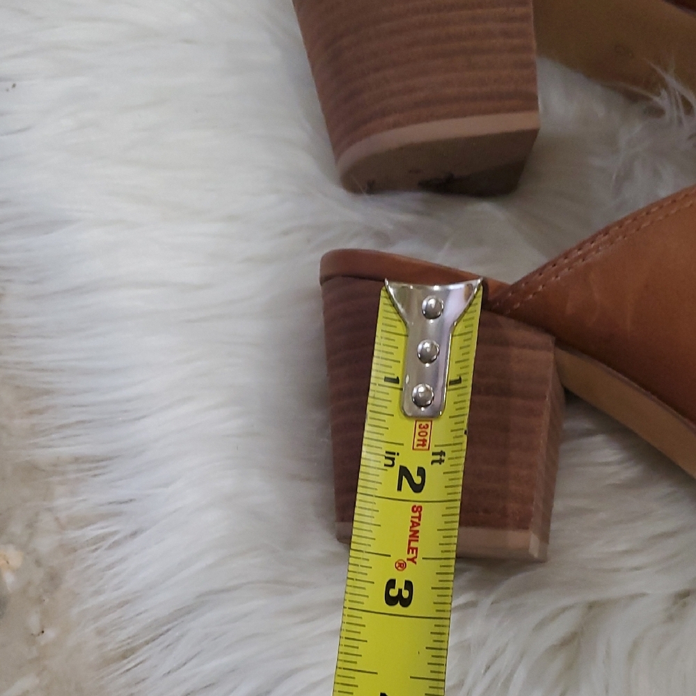 Madewell Classic Brown Leather  Slip-On Loafers - Picture 7 of 13